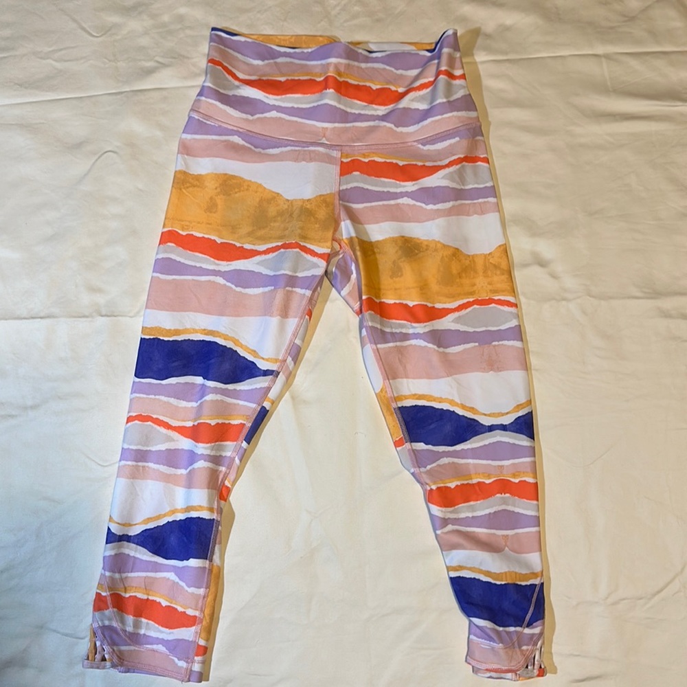 Lululemon True Self Crop